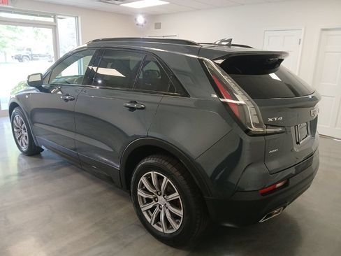 Used 2021 Cadillac XT4 Sport w/ Cold Weather Package AWD/4WD image 3