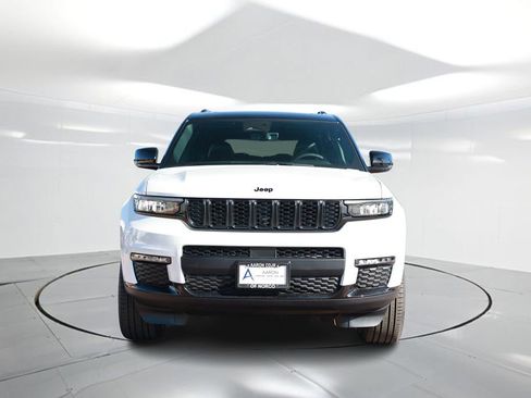 New 2025 Jeep Grand Cherokee L Limited image 4