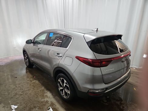 Used 2020 Kia Sportage LX AWD/4WD image 4