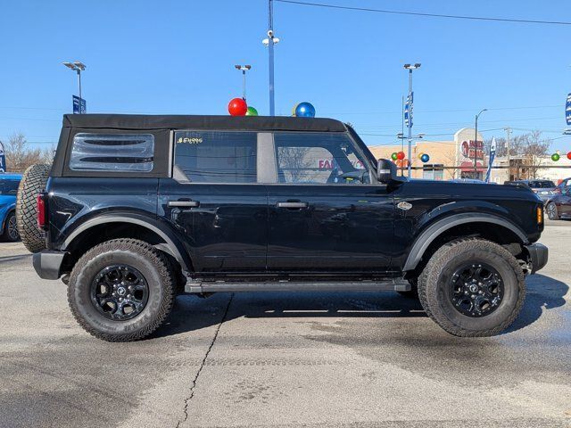 Certified 2023 Ford Bronco Wildtrak AWD/4WD image 3