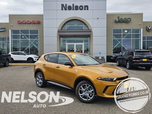 Used 2025 Dodge Hornet R/T image 1