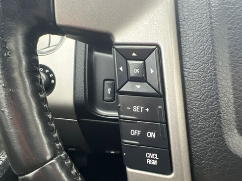 Used 2016 Ford Expedition EL Limited image 22