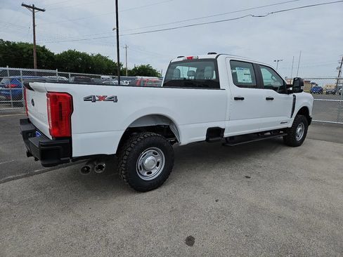 New 2026 Ford F250 XL w/ XL Off-Road Package AWD/4WD image 13
