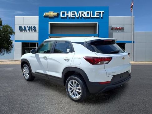 New 2026 Chevrolet TrailBlazer LS w/ LS Convenience Package AWD/4WD image 5