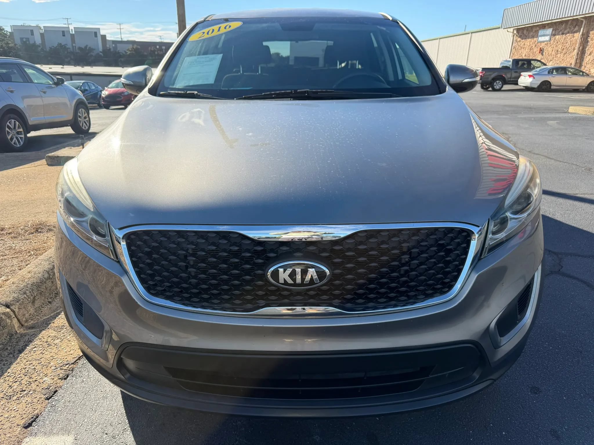 Used 2016 Kia Sorento L FWD image 2