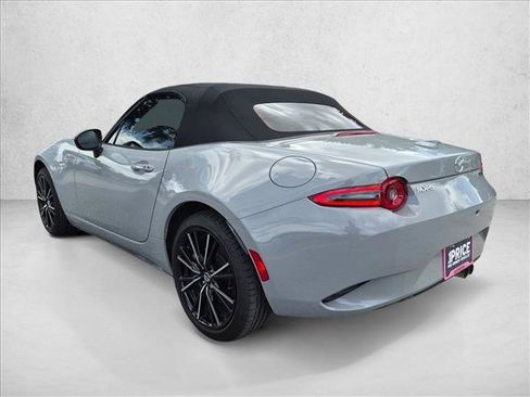 Used 2025 MAZDA MX-5 Miata Grand Touring w/ Weather Package RWD image 8