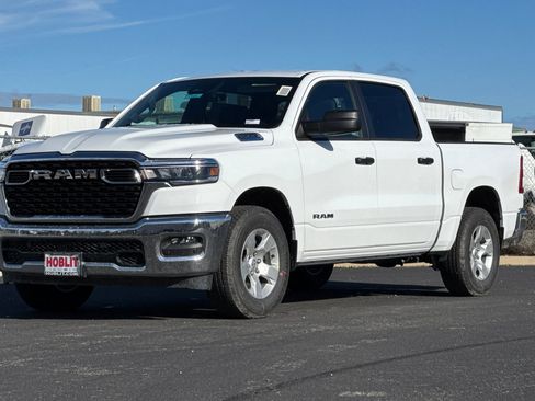New 2025 RAM 1500 2WD Crew Cab image 7