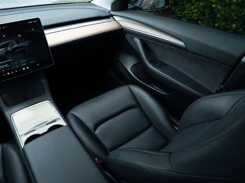 Used 2023 Tesla Model 3 Standard Range RWD image 21