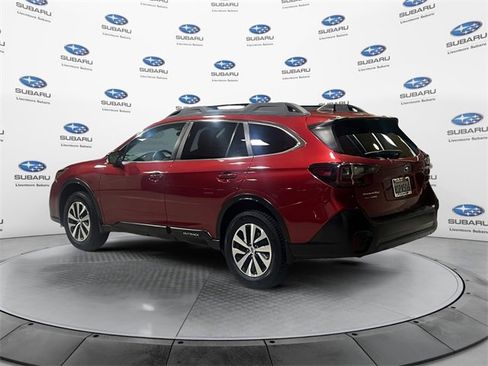 Used 2020 Subaru Outback Premium image 6