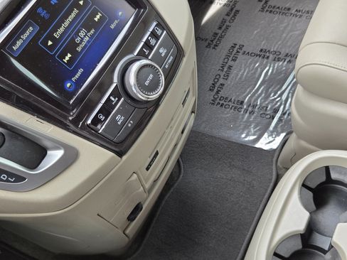 Used 2016 Honda Odyssey Touring Elite image 21