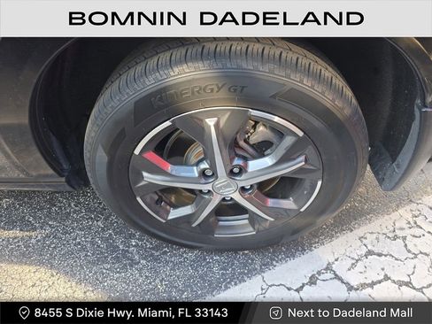 Used 2024 Honda HR-V EX-L image 6