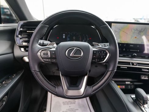 Used 2024 Lexus RX 350 Premium w/ Cold Area Package AWD/4WD image 18