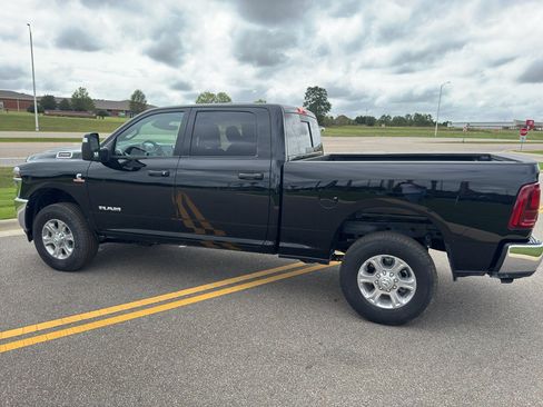 New 2026 RAM 2500 Big Horn AWD/4WD image 7