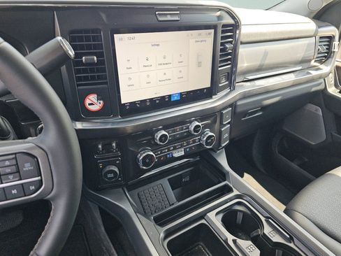 Used 2026 Ford F250 Lariat AWD/4WD image 33