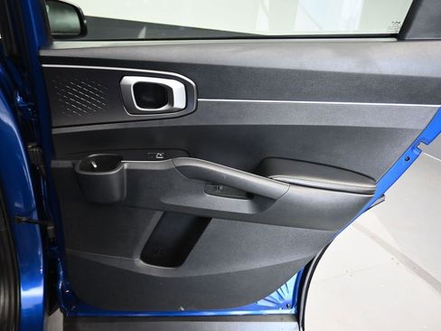 Used 2022 Kia Sorento S image 42