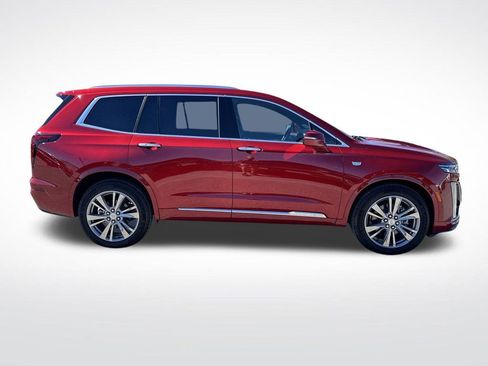 New 2025 Cadillac XT6 Premium Luxury w/ Technology Package FWD image 7