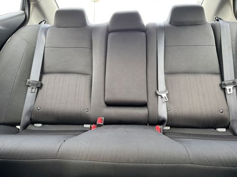 Used 2025 Nissan Altima 2.5 SV FWD image 41