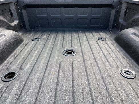 Used 2026 RAM 3500 Laramie AWD/4WD image 12