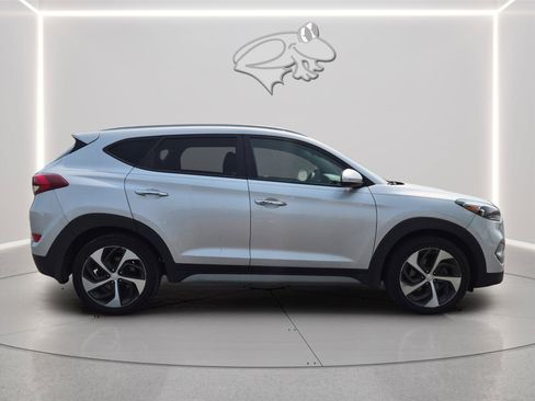 Used 2017 Hyundai Tucson Limited FWD image 7