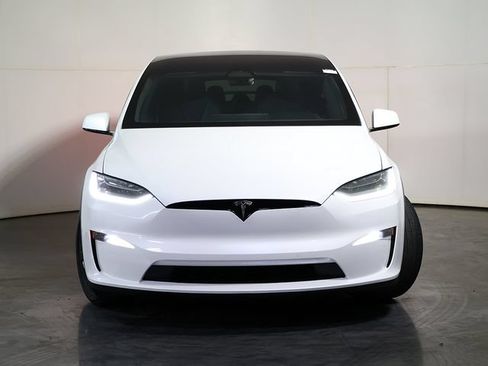 Used 2023 Tesla Model X AWD/4WD image 10