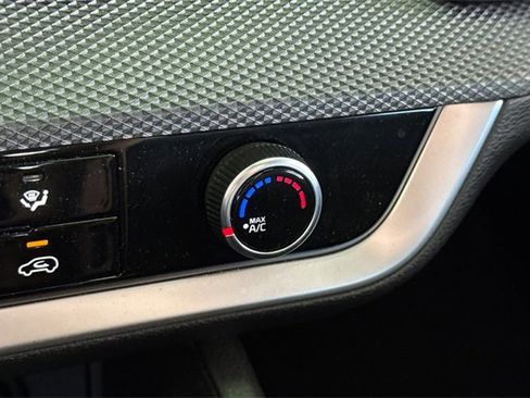 Used 2024 Kia Sportage LX image 30