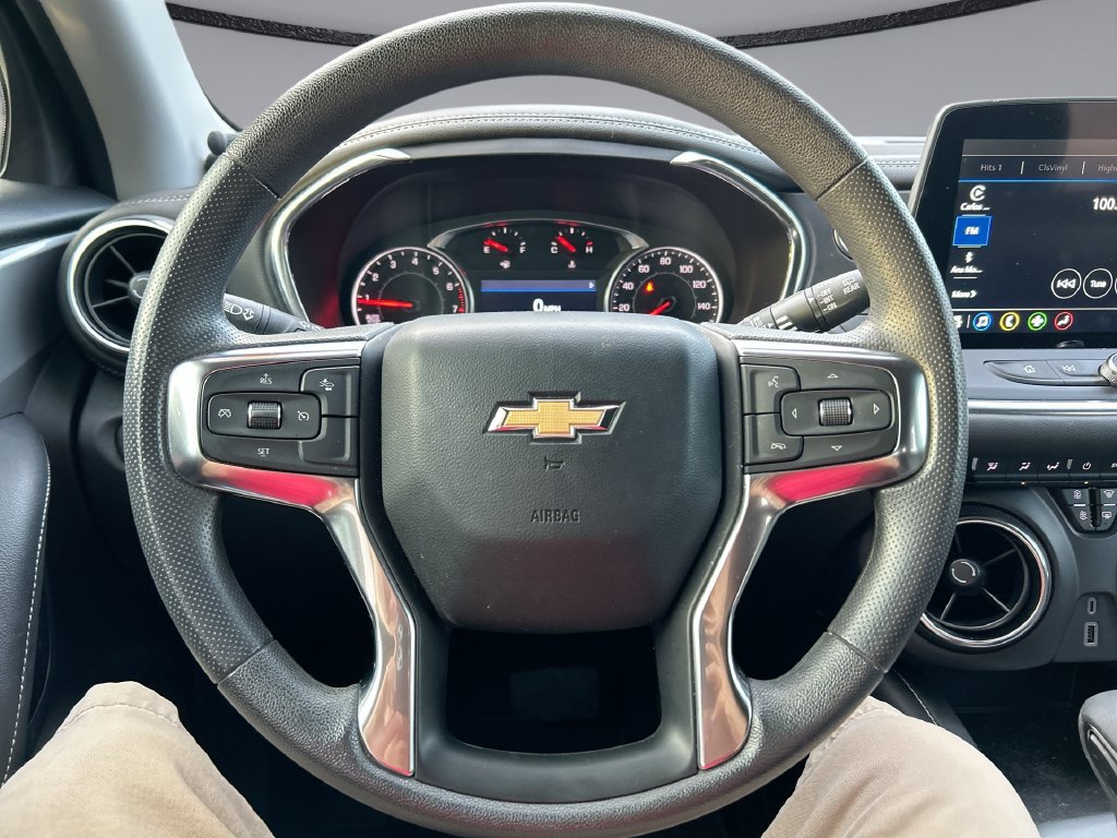 Used 2025 Chevrolet Blazer LT w/ Driver Confidence Package FWD image 14