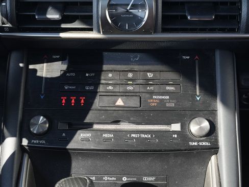 Used 2018 Lexus IS 300 F Sport w/ F Sport Package image 41