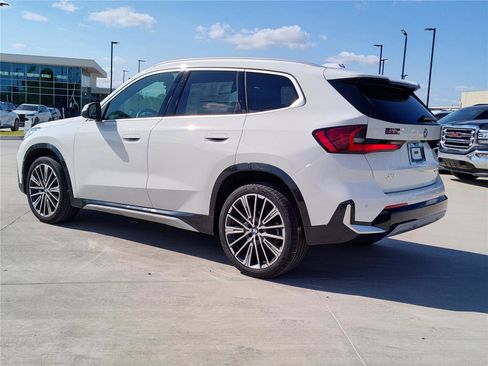 New 2026 BMW X1 xDrive28i AWD/4WD image 3