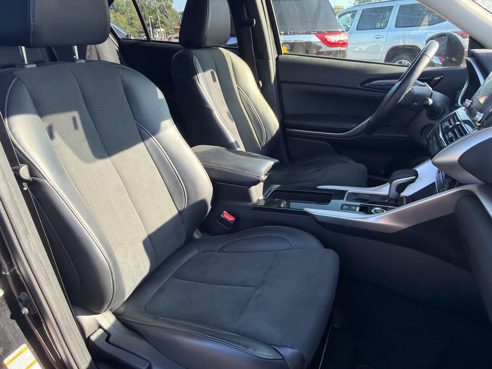Used 2024 Mitsubishi Eclipse Cross SE AWD/4WD image 7