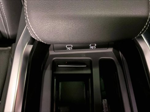 Certified 2024 Audi Q8 e-tron Premium Plus image 34