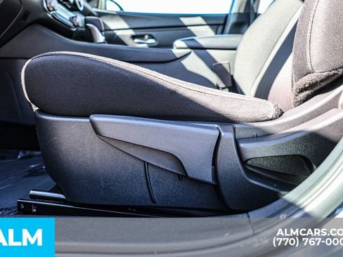 Used 2024 Nissan Sentra SV image 24