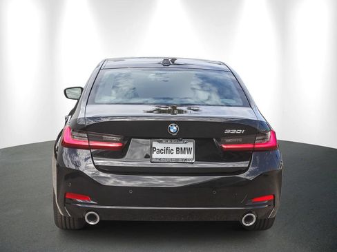 Used 2023 BMW 330i Sedan w/ Premium Package RWD image 5