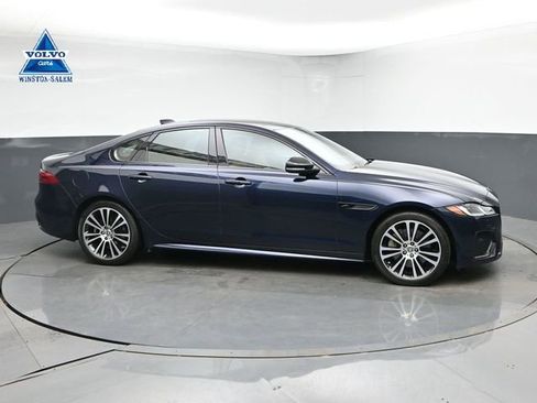 Used 2024 Jaguar XF R-Dynamic SE AWD/4WD image 1