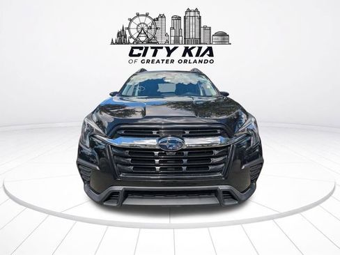 Used 2023 Subaru Ascent Limited AWD/4WD image 9