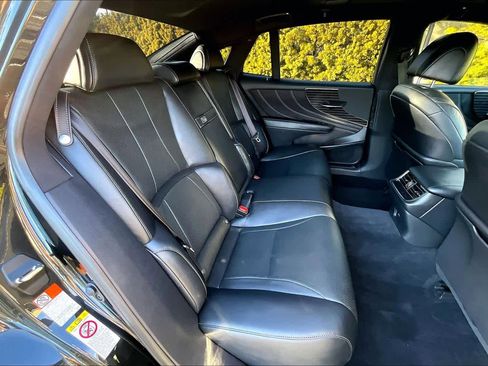 Used 2018 Lexus LS 500 image 19