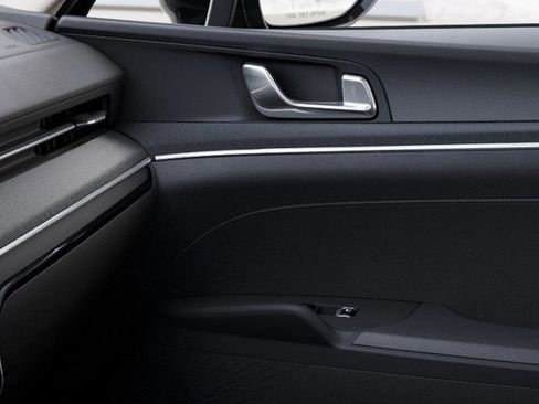 New 2026 Kia K5 LXS image 25