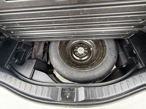 Used 2016 Toyota RAV4 XLE image 35