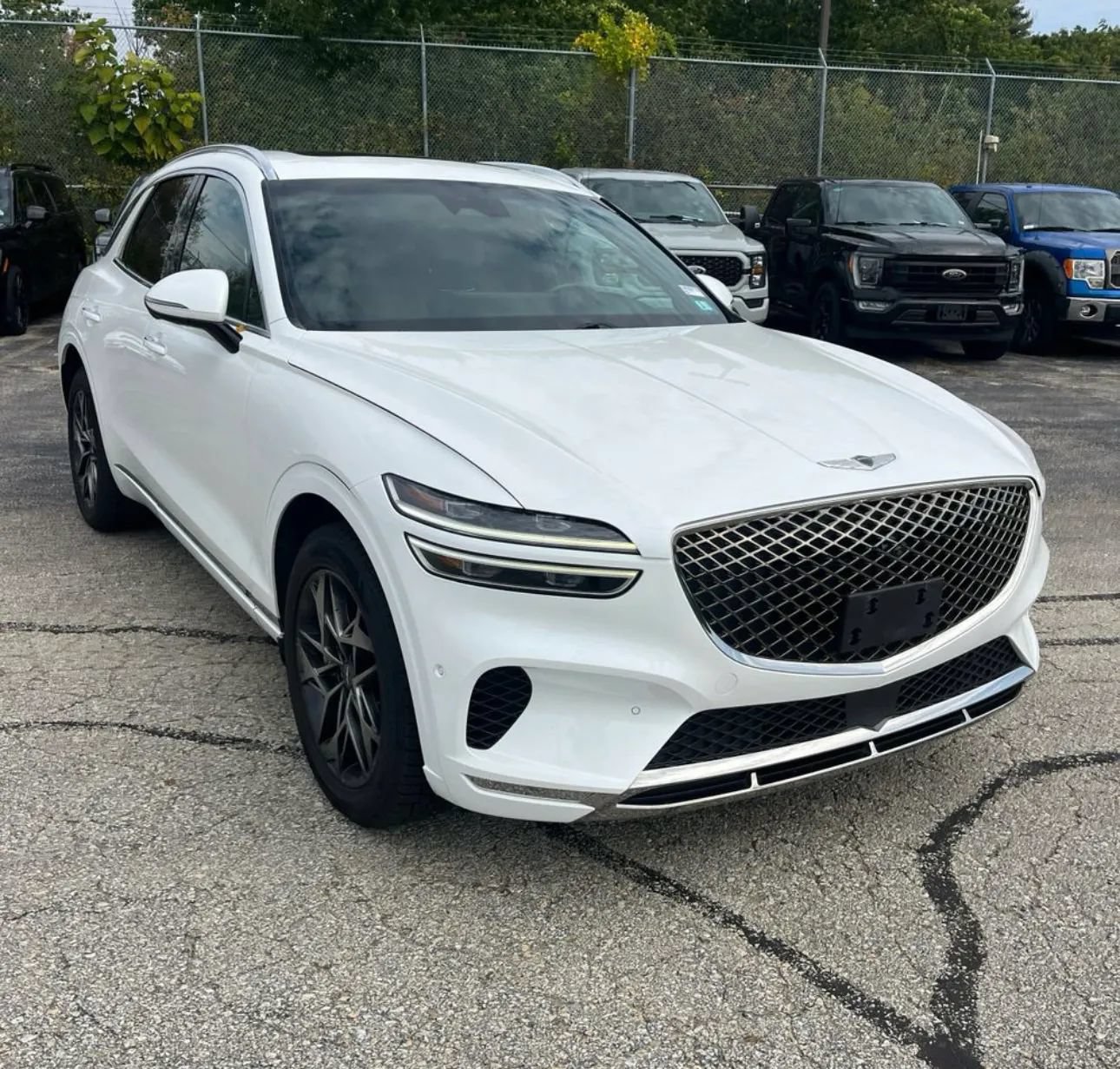 Used 2023 Genesis GV70 2.5T w/ Advanced Package AWD/4WD image 5