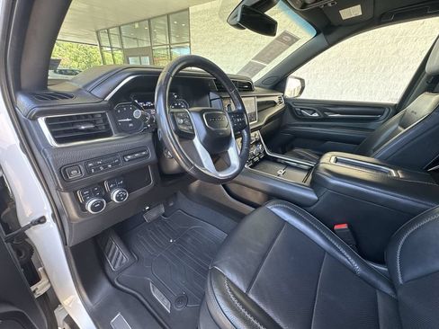 Certified 2021 GMC Yukon XL Denali AWD/4WD image 10