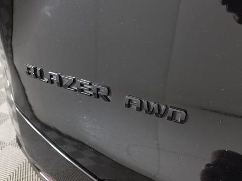 Used 2021 Chevrolet Blazer RS w/ Enhanced Convenience Package AWD/4WD image 11