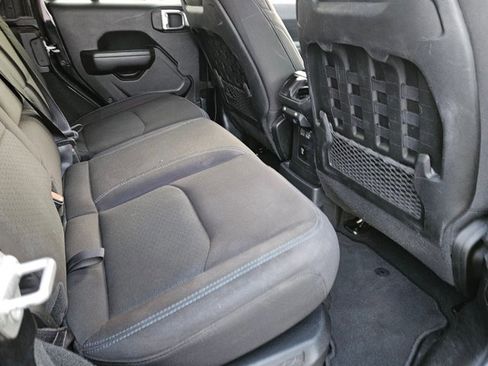 Used 2022 Jeep Wrangler Unlimited Rubicon 4xe image 19