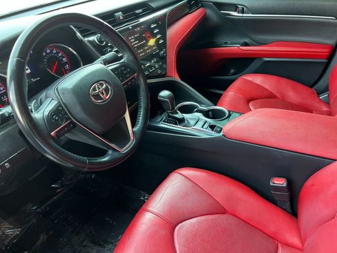 Used 2019 Toyota Camry XSE w/ Protection Package (Q2) FWD image 12