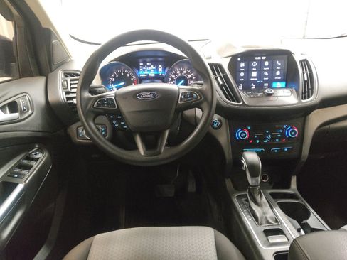 Used 2019 Ford Escape SE FWD image 22