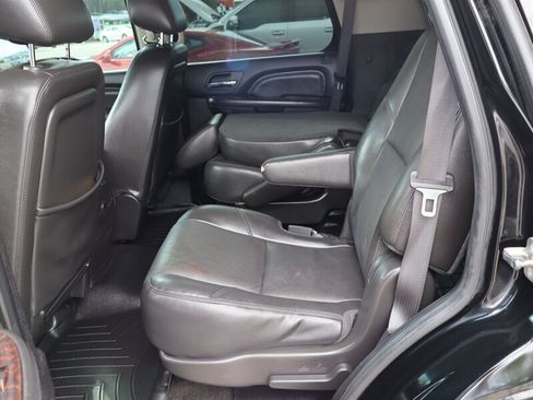 Used 2013 GMC Yukon Denali AWD/4WD image 14