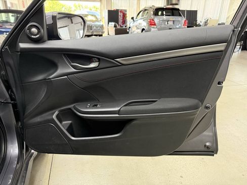 Used 2018 Honda Civic Si image 16