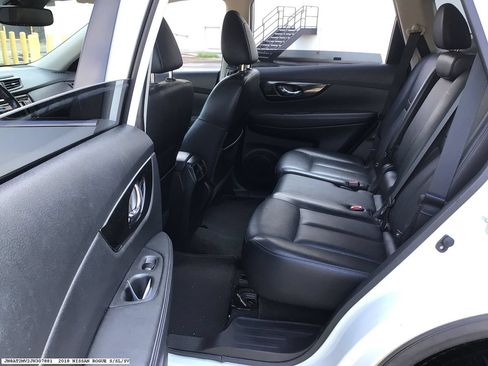 Used 2018 Nissan Rogue SL w/ Premium Package AWD/4WD image 9