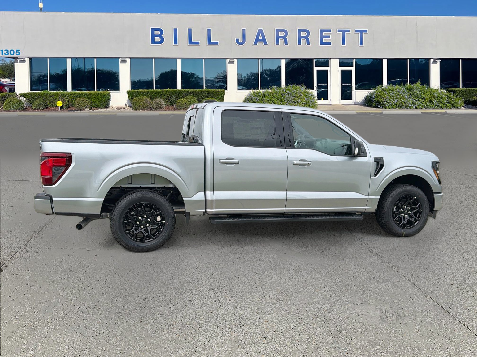 New 2026 Ford F150 XLT w/ Equipment Group 302A MID RWD image 4