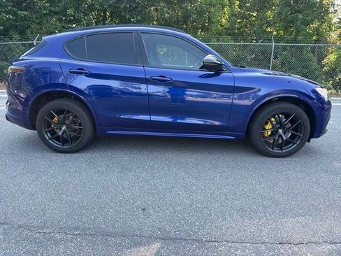 Used 2021 Alfa Romeo Stelvio Ti Sport AWD/4WD image 4