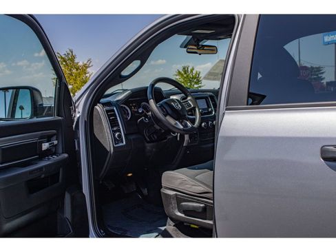 Used 2022 RAM 1500 Warlock AWD/4WD image 25