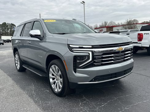 Used 2025 Chevrolet Tahoe Premier image 2